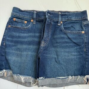 Denim Frayed Hem Women Shorts 5” shorts size 4/ 27